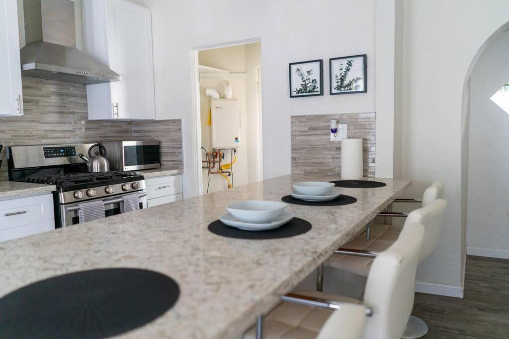 Spacious 2-Bedroom Unit In Hollywood Los Angeles Zewnętrze zdjęcie