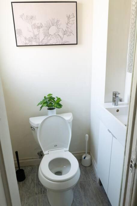 Spacious 2-Bedroom Unit In Hollywood Los Angeles Zewnętrze zdjęcie